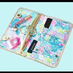 NEW Lilly Pulitzer travel organizer make up case fished my wish